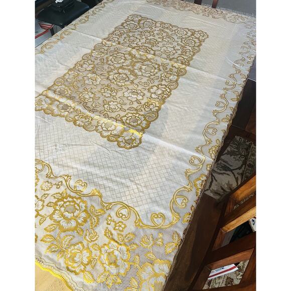 Vintage Vinyl Crochet Lace Table Cover Gold Clear Ivory Tablecloth PVC Plastic - Picture 1 of 16